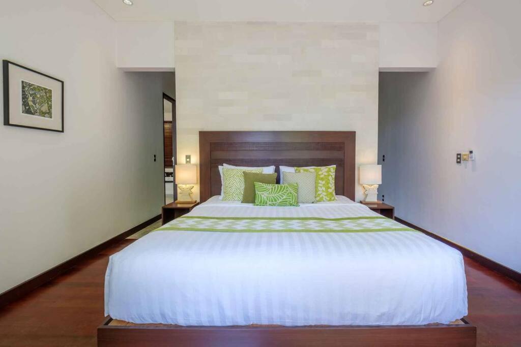 Kejora Beachfront Estate Sanur -Stunning Villa Eleven Dış mekan fotoğraf
